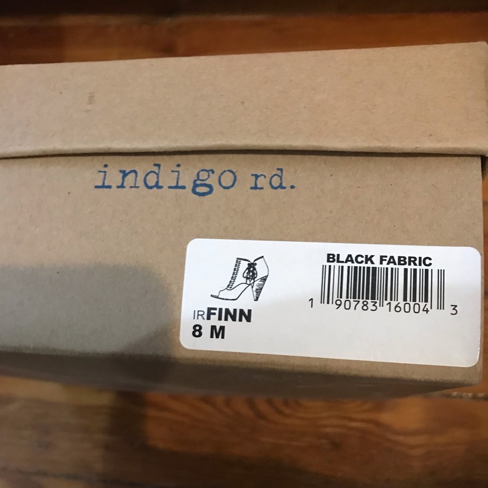 Brand New in Box Indigo Road peep toe booties - Picture 4 of 6